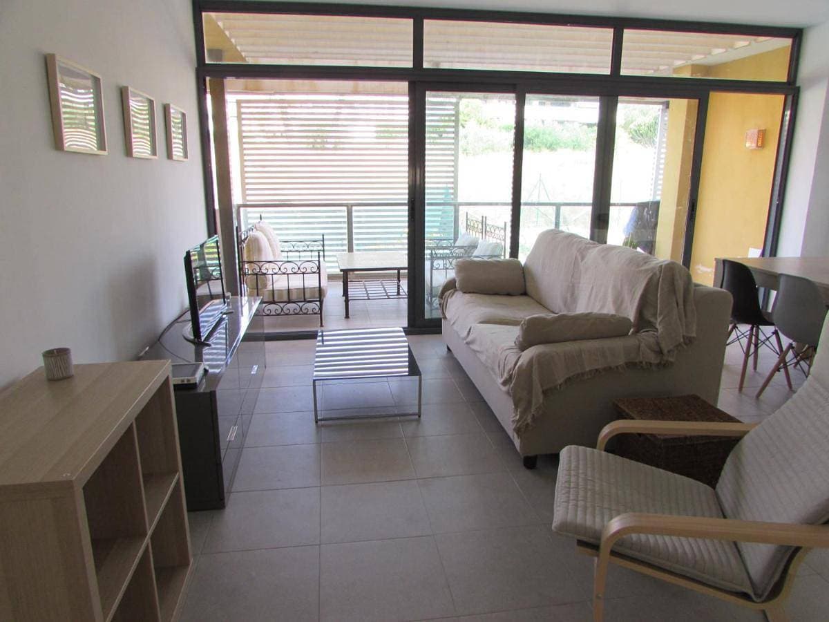 Foto 5 von 40: Two-Bedroom Apartment