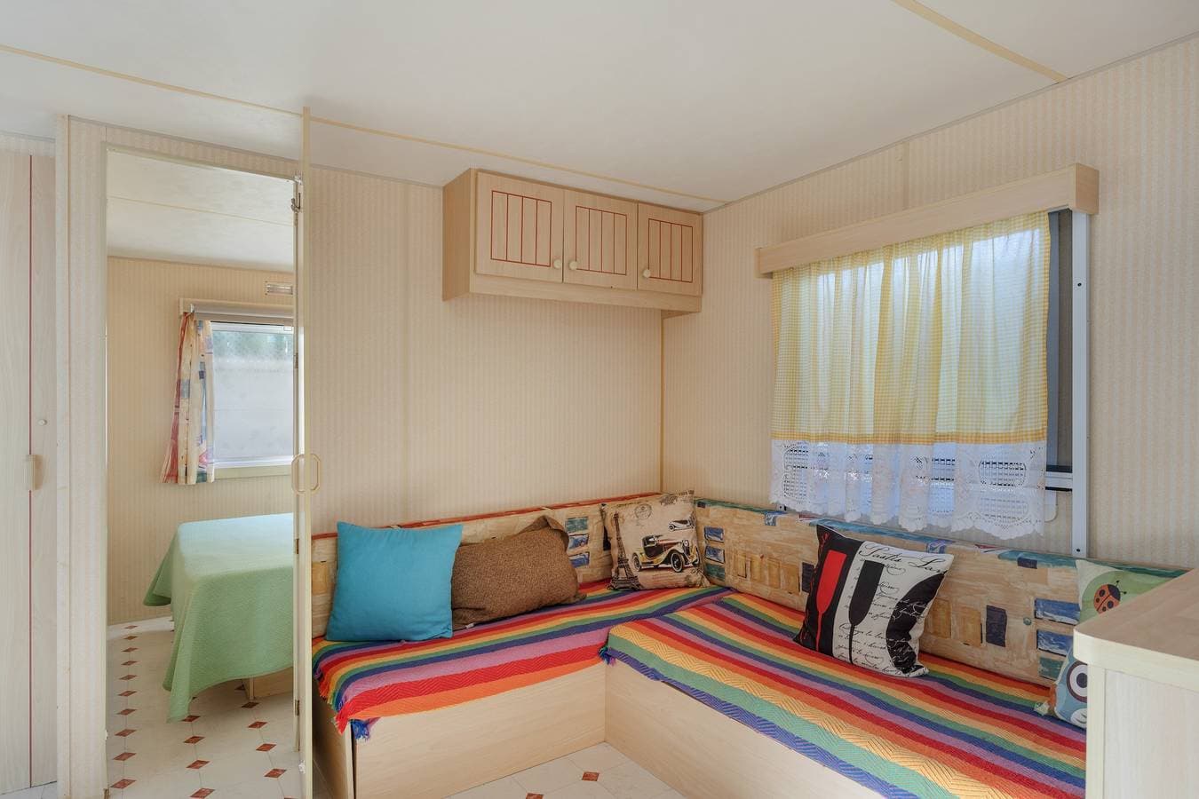 Foto 4 von 23: Mobilheim 'Manoli' mit privatem Garten und Balkon