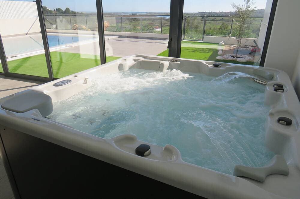Foto 11 von 30: Tolle Villa mit Whirlpool, Sauna, Türkischem Bad, beheiztem Pool und toller Aussicht