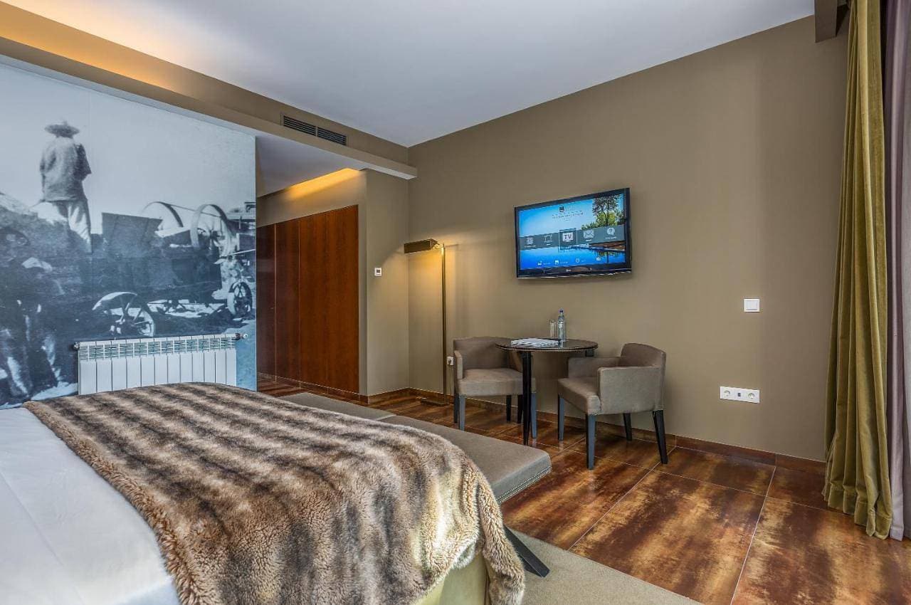 Foto 7 von 10: Deluxe Double Room with Extra Bed (3 Adults)