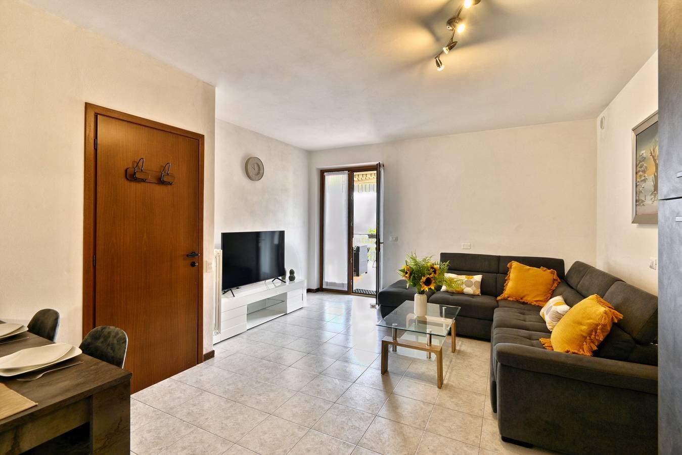 Foto 6 von 23: Appartamento Casa Ledio
