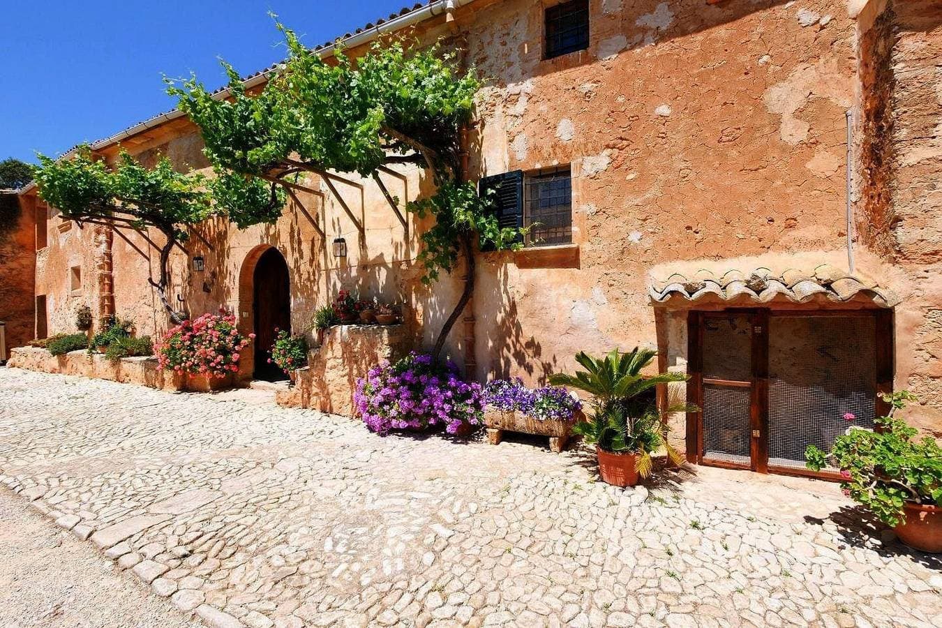 Foto 4 von 34: Ferienhaus Finca Son Caldés mit WLAN, Klimaanlage, Pool und Garten