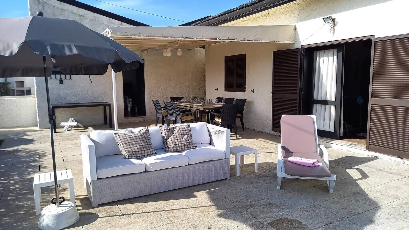 Foto 5 von 60: Ferienhaus für 10 Personen mit Garten
