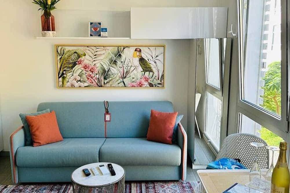 Amber Apartments `Fresh` Studio in the city center 1
