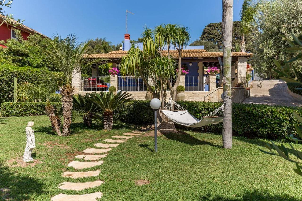 Jasmine house near the sandy beach parking & wifi 1