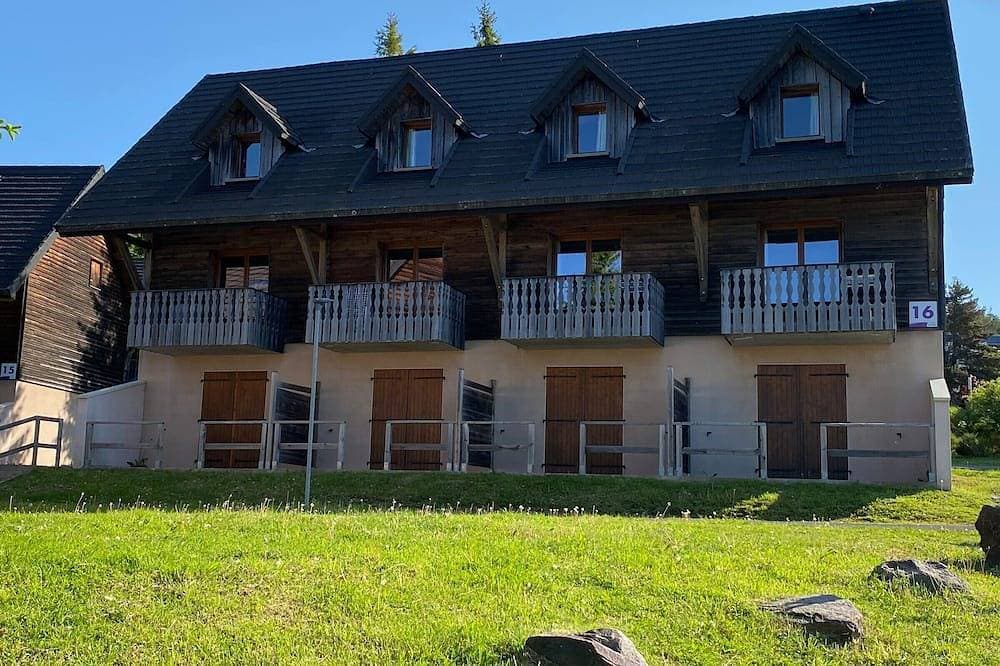 Foto 6 von 15: Zwei ruhige Zimmer mit Pool in Super-Besse