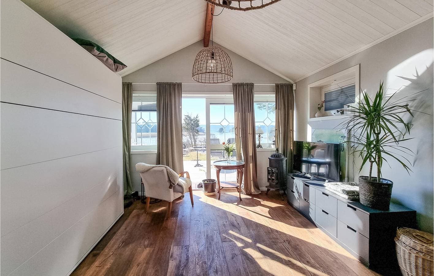 Foto 5 von 16: Ferienhaus für 2 Personen mit Seeblick