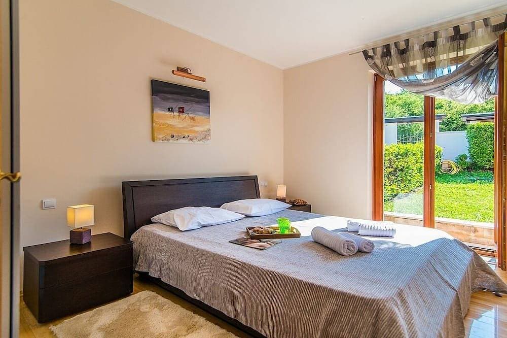 Foto 7 von 26: Große Villa mit privatem Pool, ideal gelegen, nur 15 Minuten vom malerischen Ferienort Rovinj entfernt!