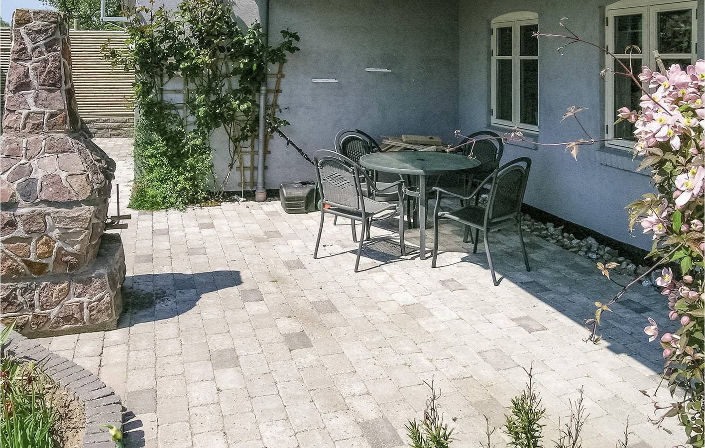 Foto 4 von 17: Ferienhaus für 4 Personen mit Terrasse