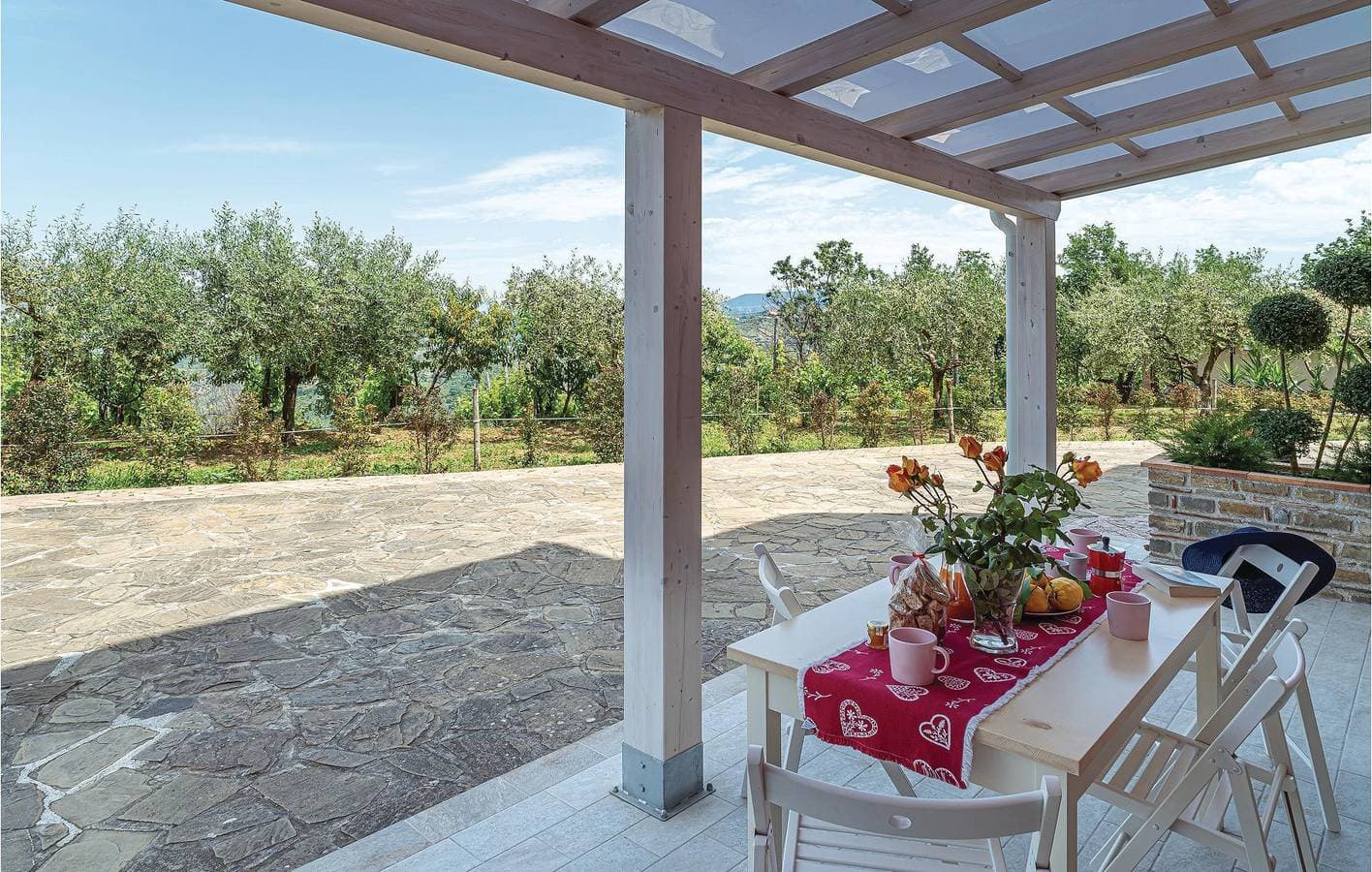 Foto 10 von 24: Terrassenwohnung am Pool in Laureana Cilento