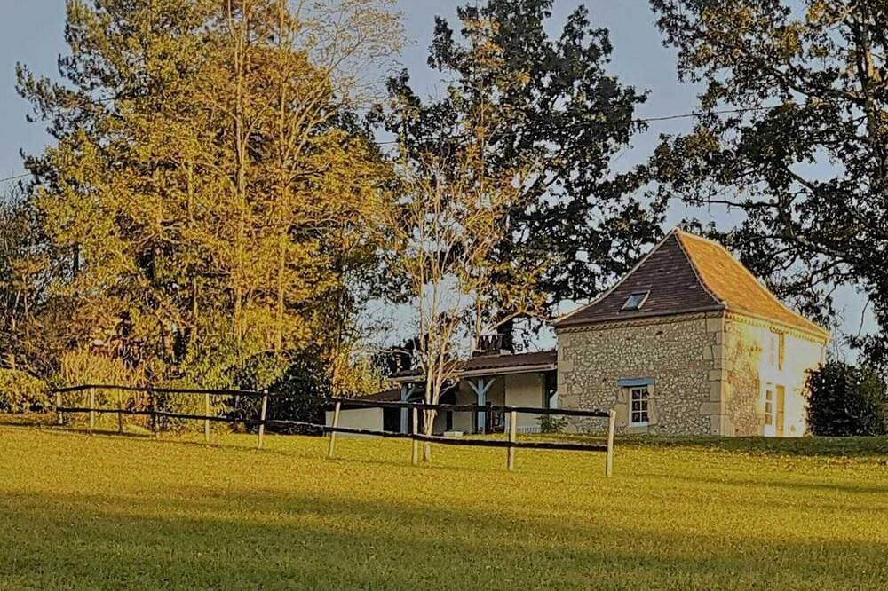 Foto 8 von 18: Charmante maison périgourdine avec jacuzzi, vélos et jardin privatif, idéale pour 2 en Vallée Vézère.