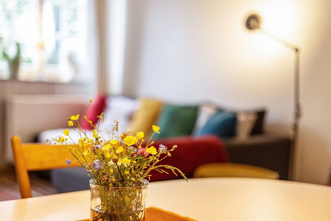 Foto 4 von 34: Ferienwohnung 'Klosterhof Eggenreute' mit Bergblick