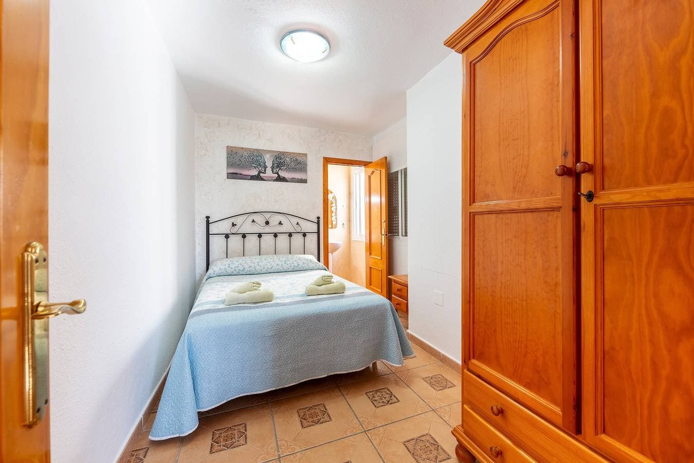 Foto 11 von 25: Ferienwohnung 'Maracas 2' mit Bergblick, privater Terrasse und Klimaanlage
