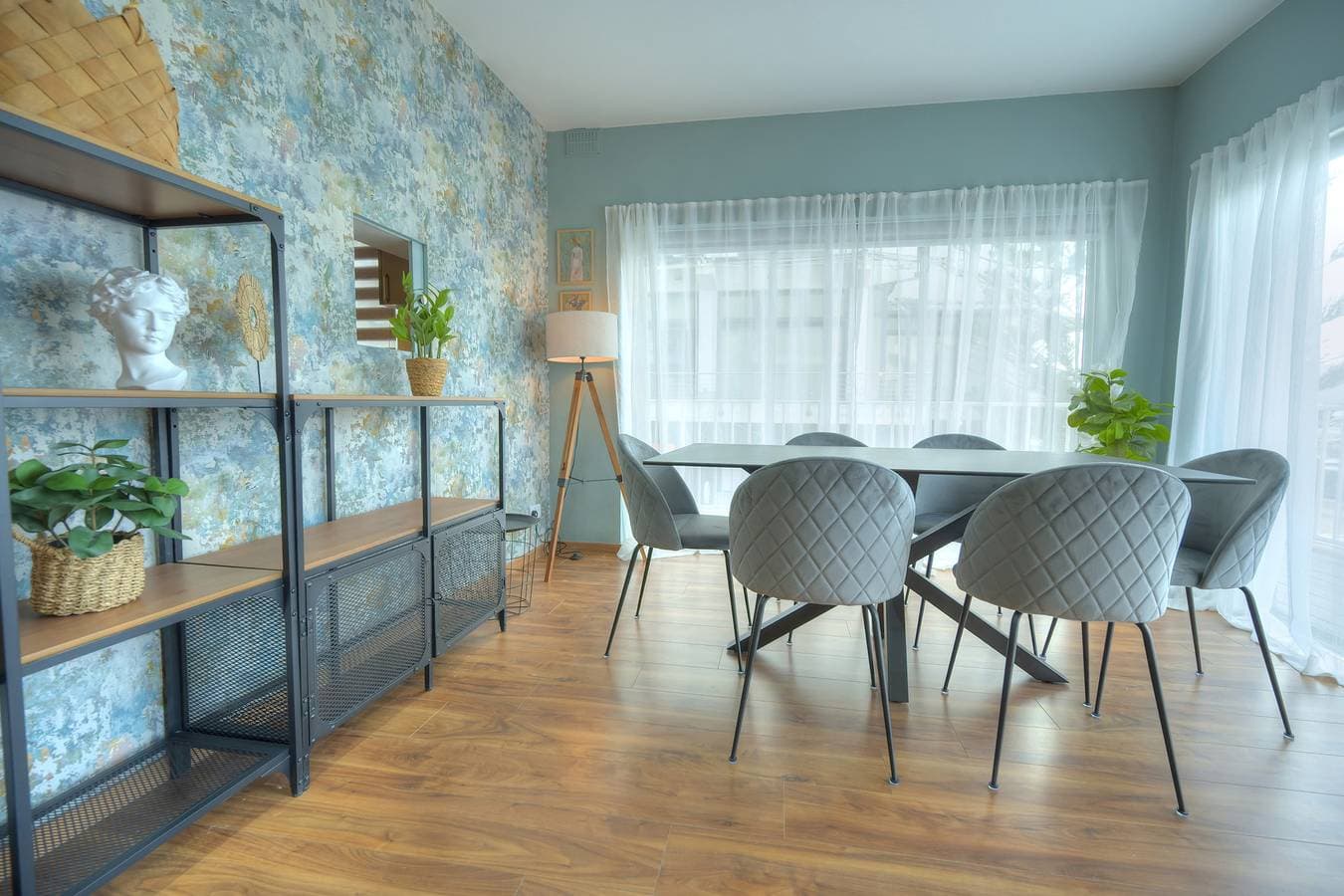 Foto 2 von 39: Ferienwohnung für 6 Personen mit Balkon