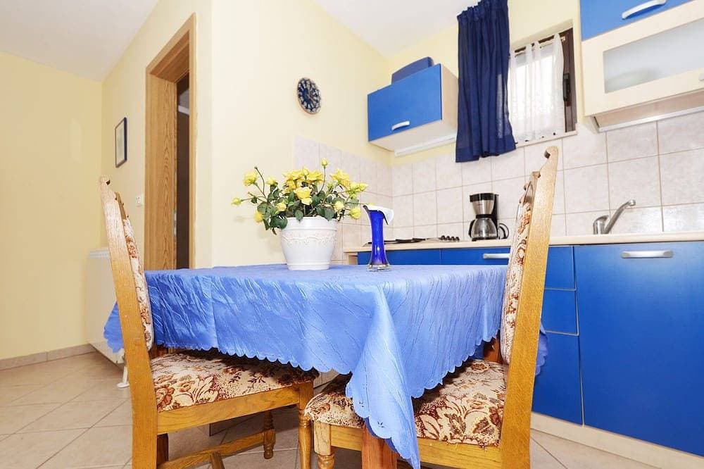 Foto 11 von 18: Bungalow Luky 1 for 2 persons, Okrug Gornji-Trogir