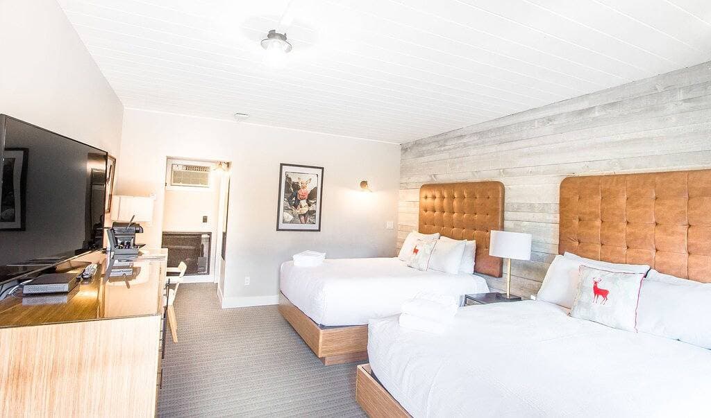 Foto 2 von 12: Lamphouse Hotel - Ferienwohnung - Doppelzimmer mit Queensize-Bett