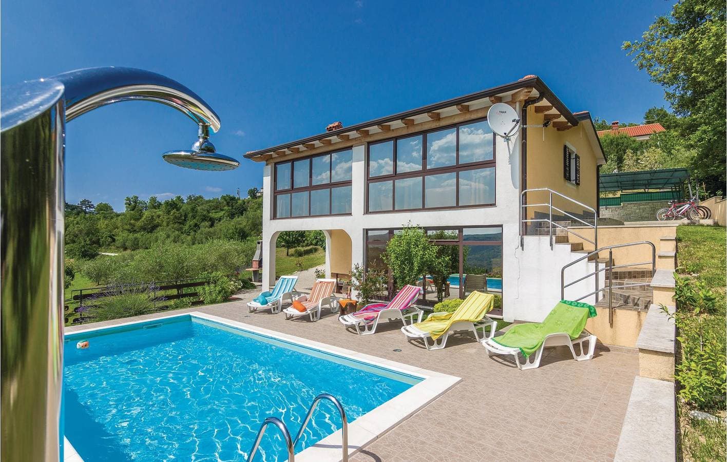 Foto 6 von 48: Geräumige 150 m² große Wohnung mit Terrasse und WLAN in der Nähe des Stadtzentrums von Karojba