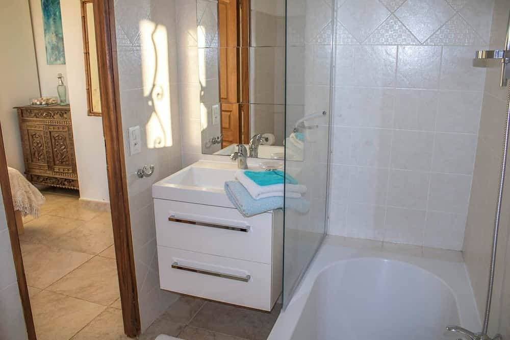 Foto 7 von 18: Wohnung, Luxus, 80m², Blick, Beheizter Pool, Klimaanlage, WLAN, 6 Personen