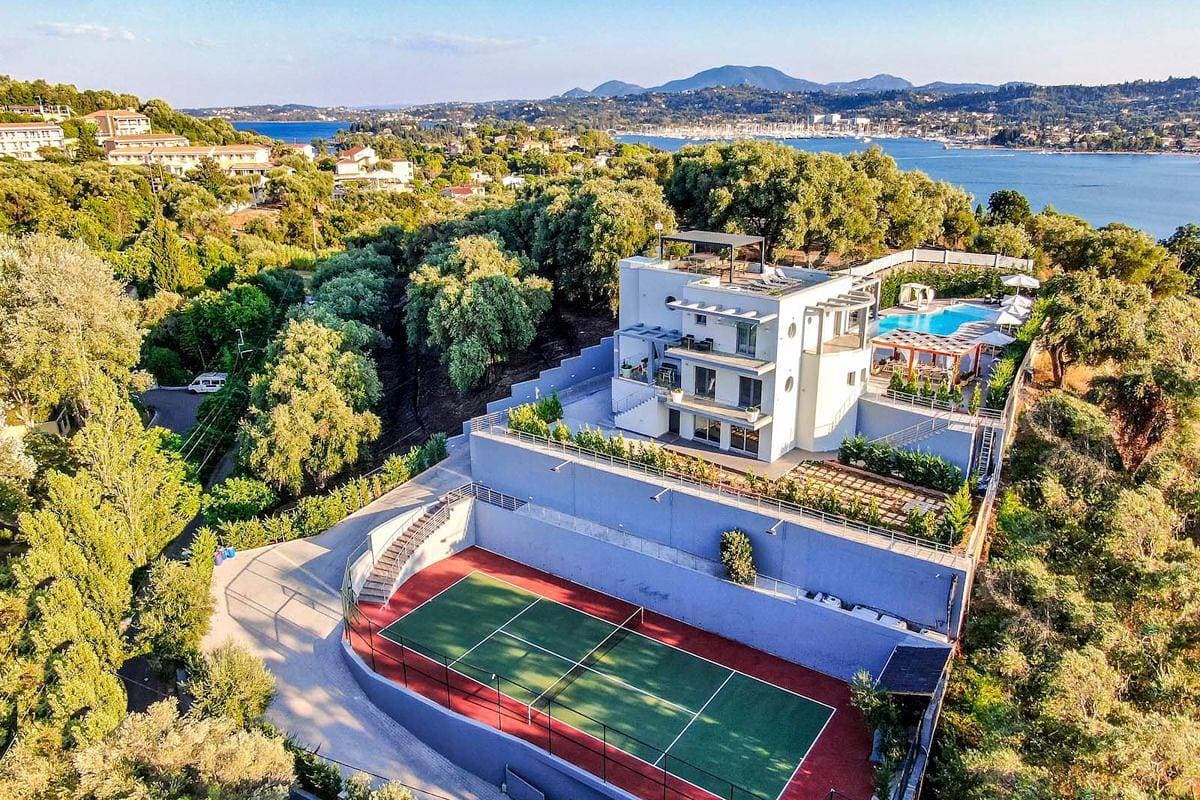 Villa 1