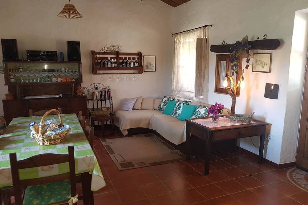 Foto 6 von 30: La Chintana A charming villa with pool