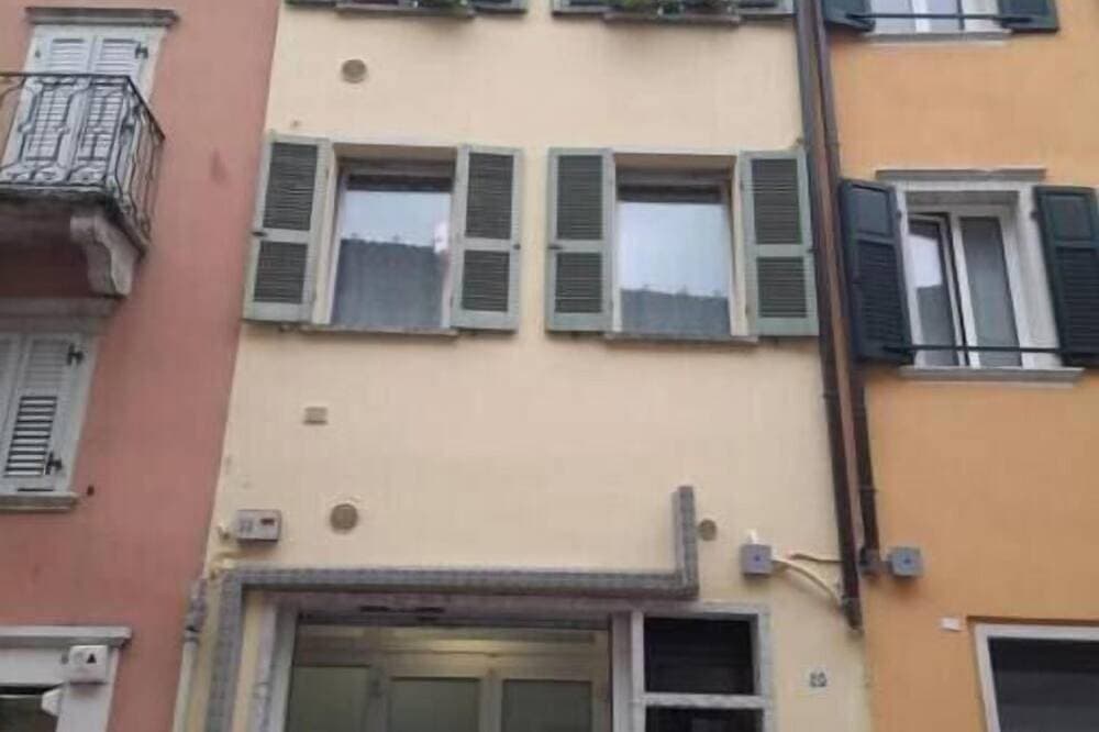 Foto 10 von 11: Residence Contrada Tedesca 4,one-bedroom apartment in historic center, University and Cathedral area