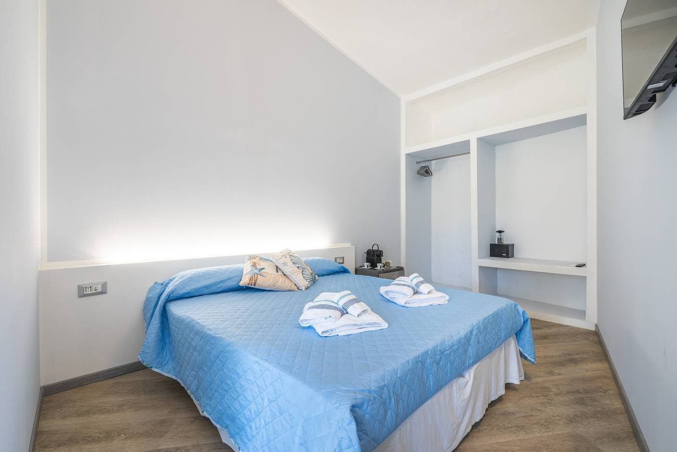 Foto 6 von 29: Mia Rooms: Doppelzimmer mit eigenem Bad