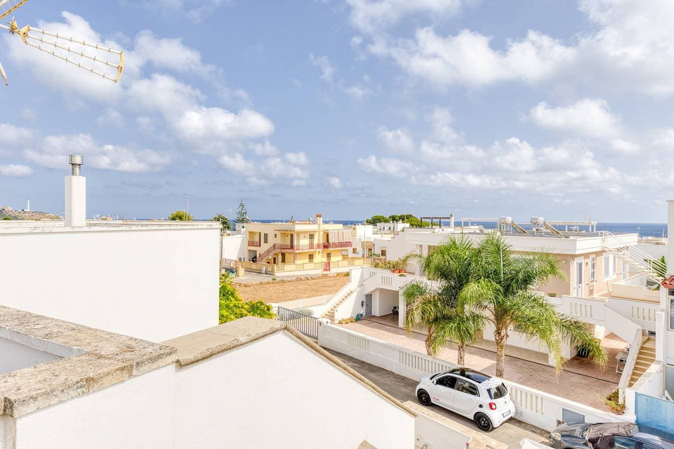 Foto 3 von 25: Apartment 'Baia Delle Sirene Le' mit privater Terrasse und Klimaanlage
