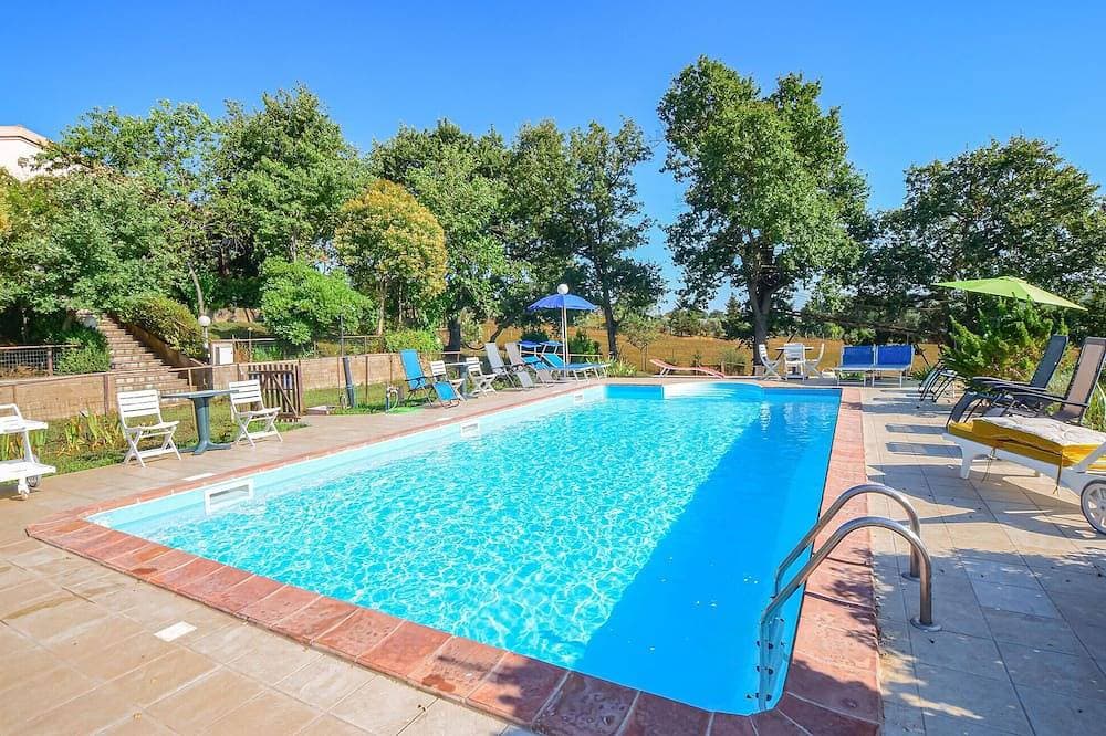 Amazing apartment in Magliano in Toscana 1