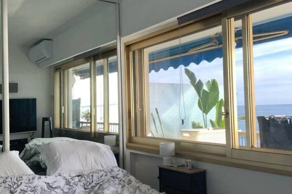 Foto 2 von 18: Évasion Azuréenne - T2 high floor with panoramic sea view in Cagnes-sur-Mer