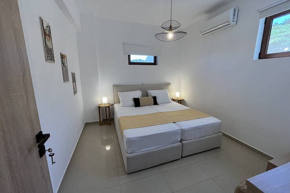 Foto 4 von 30: SeaWave Villa II with Heated Pool