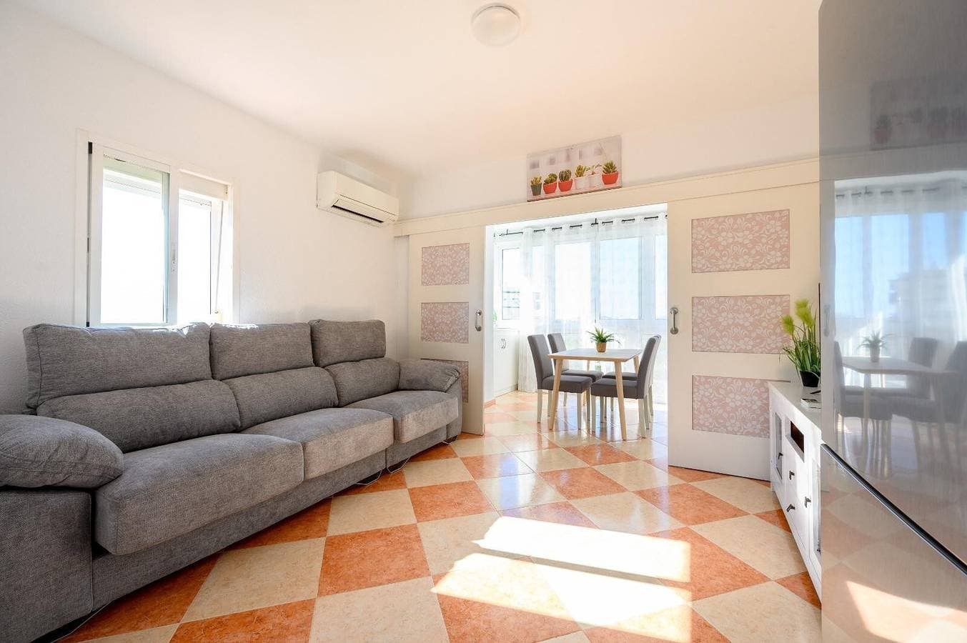 Foto 4 von 31: Fantastisches Duplex-Penthouse mit Meerblick, WLAN und Klimaanlage