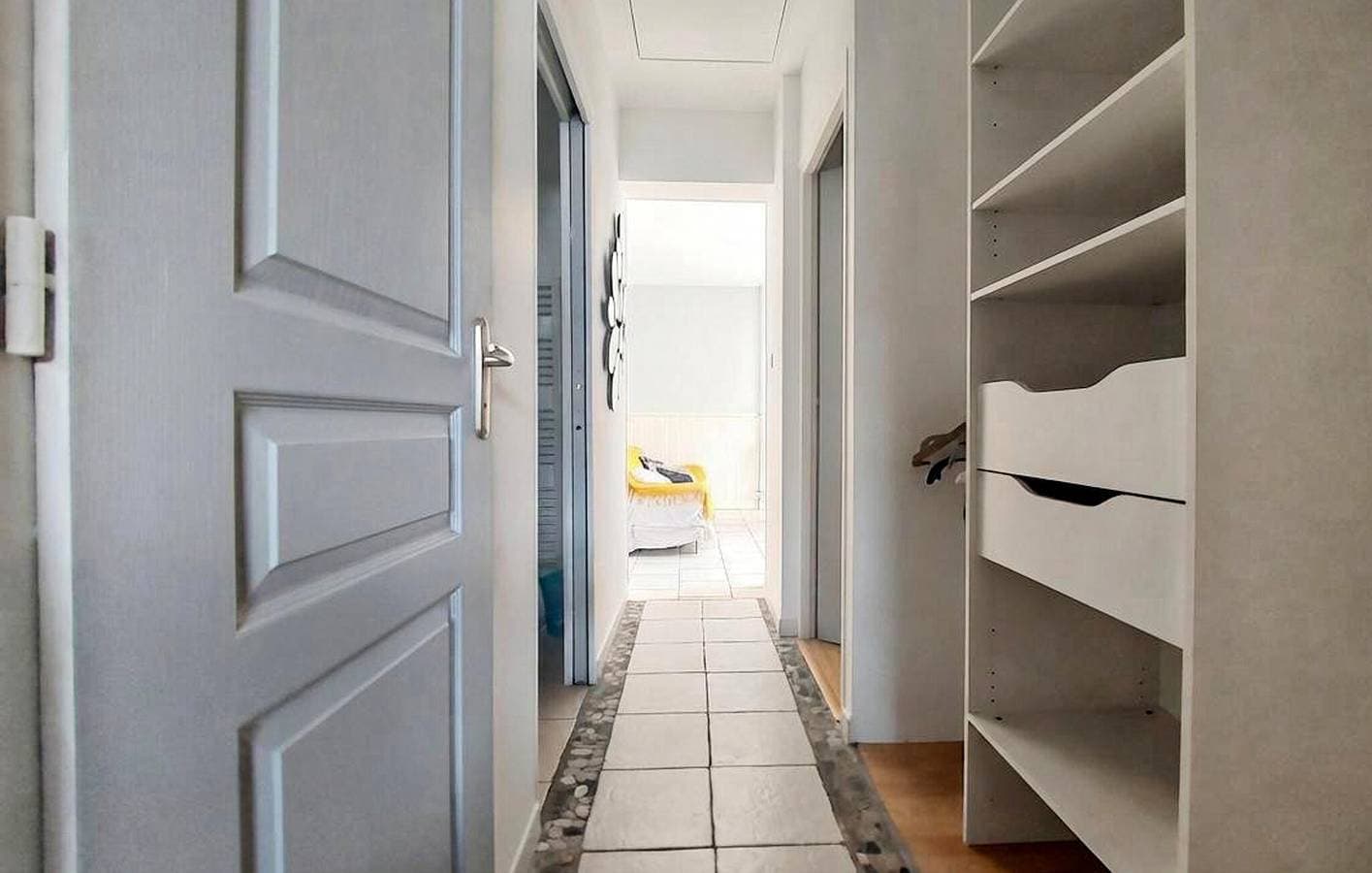 Foto 13 von 25: Reizende Ferienwohnung mit Garten, Terrasse und 800 m Entfernung zum Strand