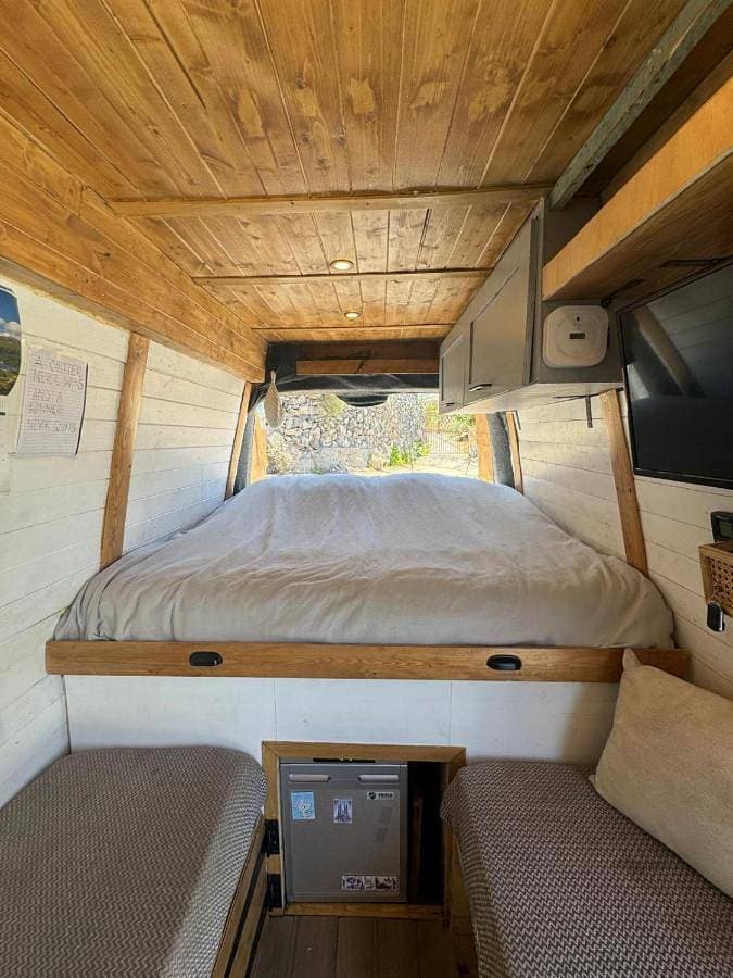 Foto 2 von 6: Caravan