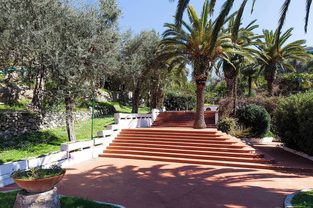 Foto 10 von 17: A Paradise in Sorrento with a Pool