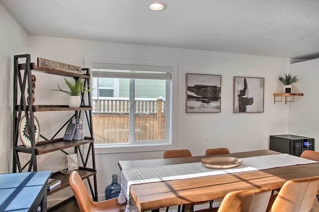 Foto 10 von 25: Cozy Coeur d'Alene Getaway w/ Fire Pit, Near Dtwn