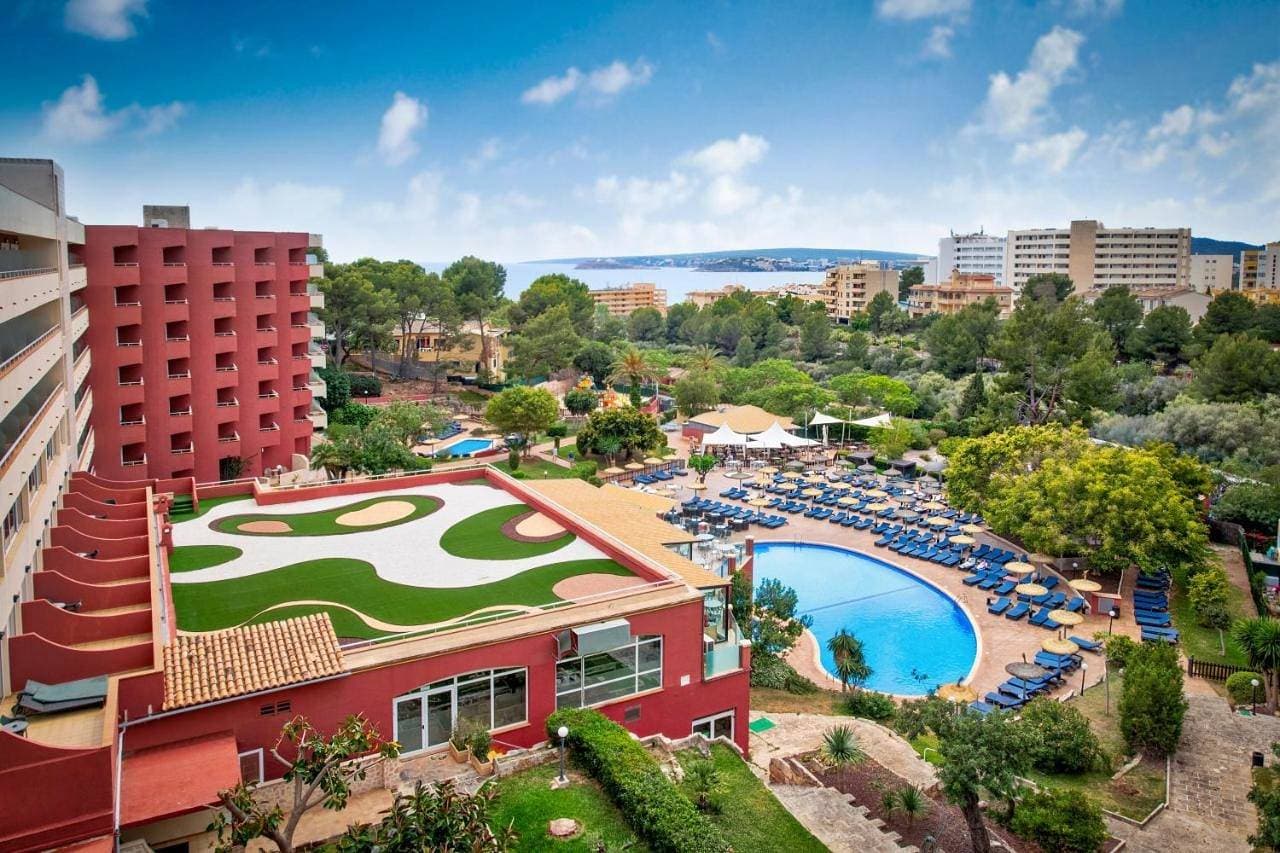 Foto 3 von 53: Hotel für 10 Personen mit Garten