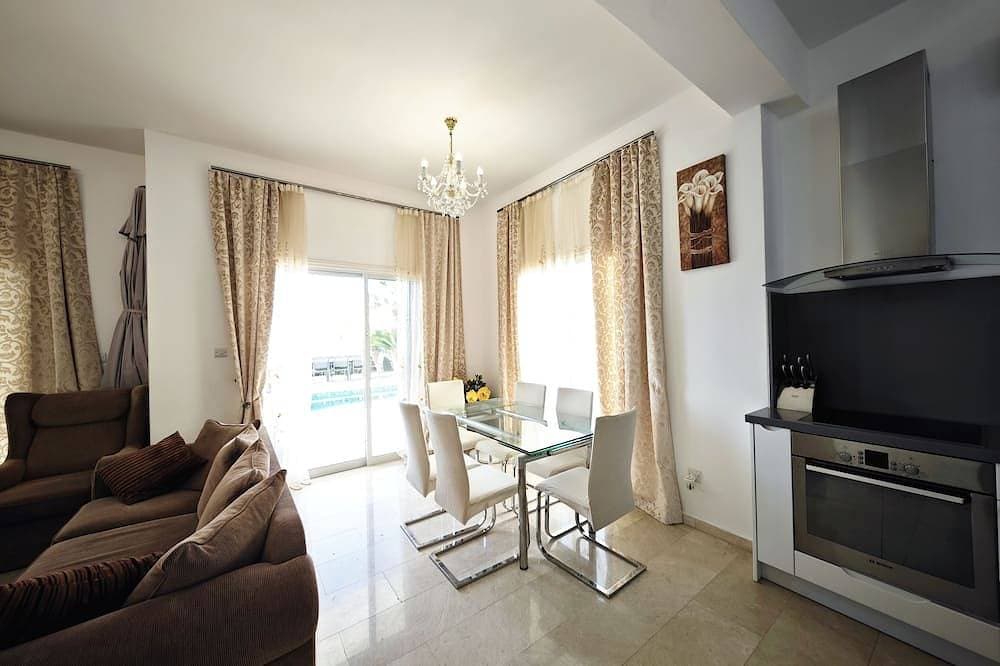 Foto 11 von 30: SunResidence, 3 bed, first line, Coral bay