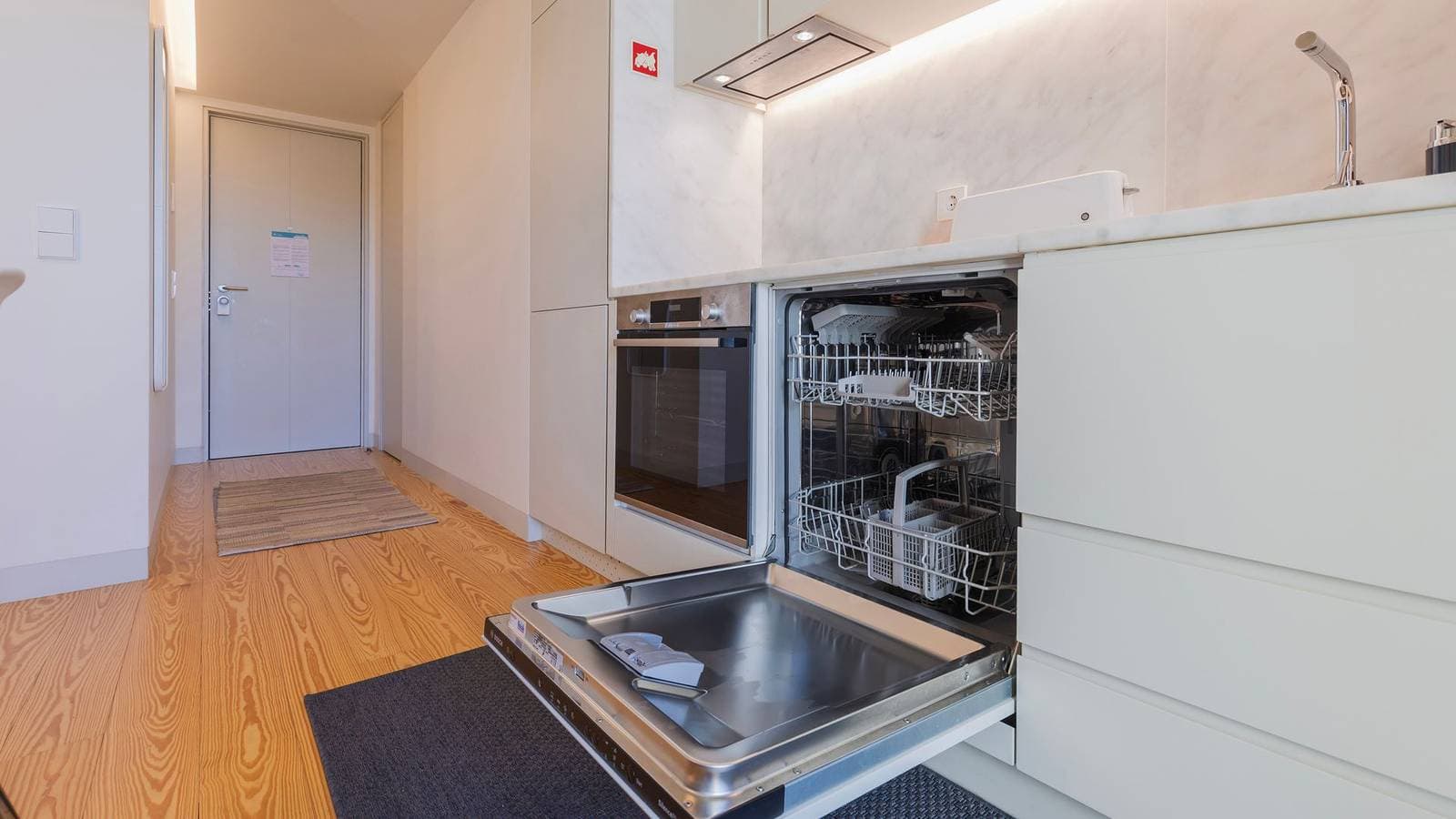 Foto 7 von 37: Ferienwohnung für 3 Personen mit Balkon