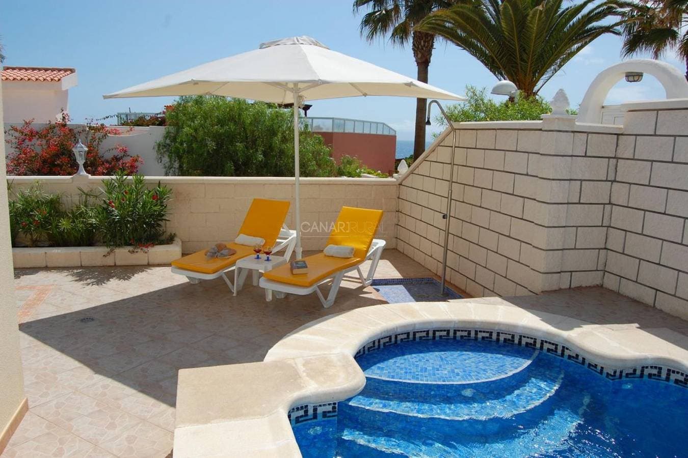 Villa Anabel: Luxuriöser Aufenthalt mit Pool und Meerblick 1