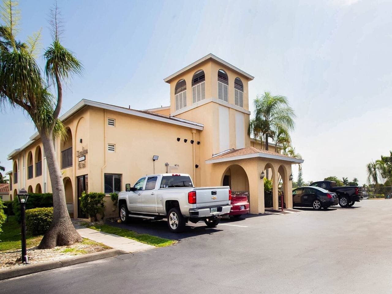 Foto 2 von 15: Cape Coral, Fl | Kingsize-Bett
