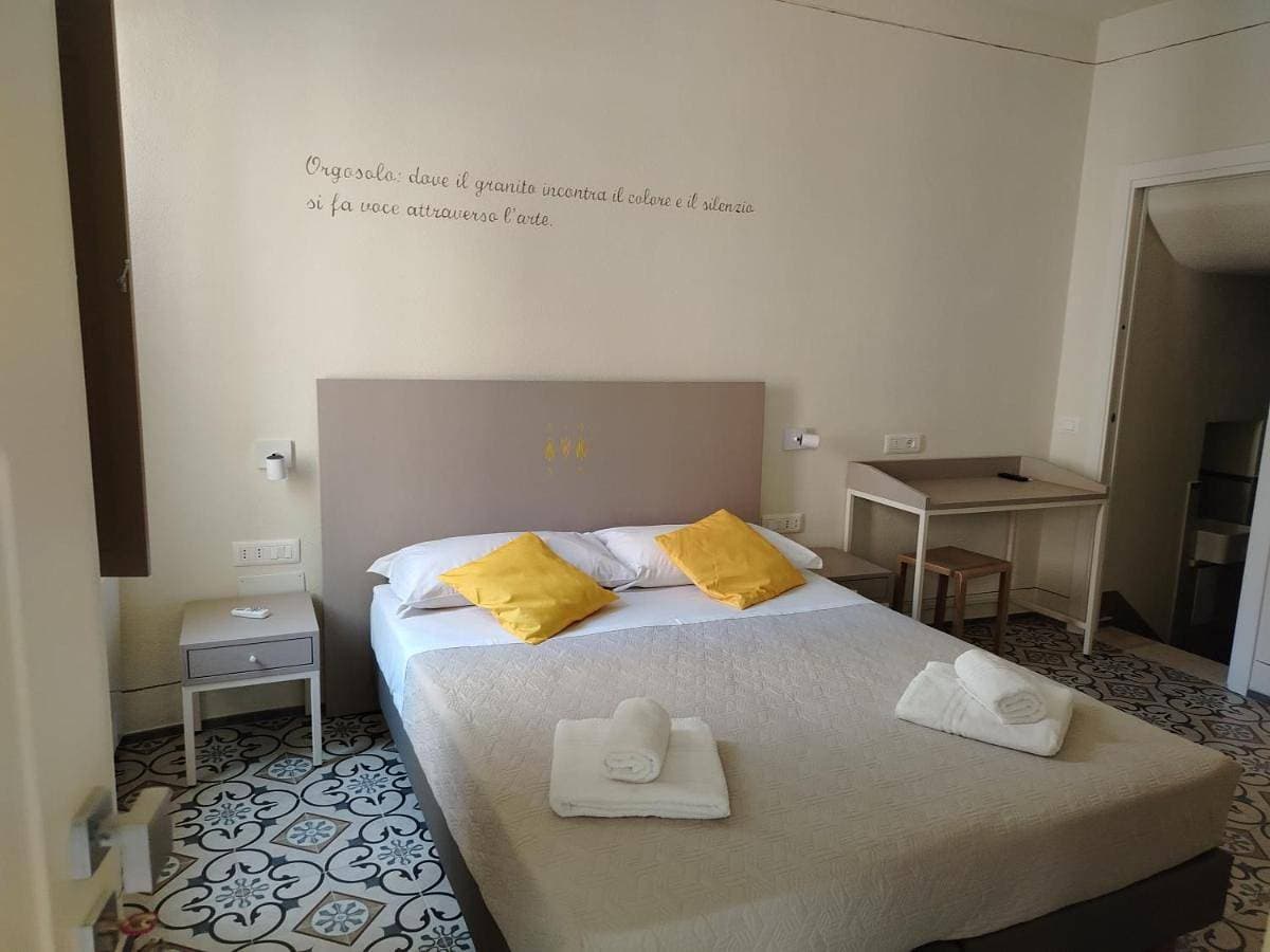 Foto 2 von 6: Double or Twin Room