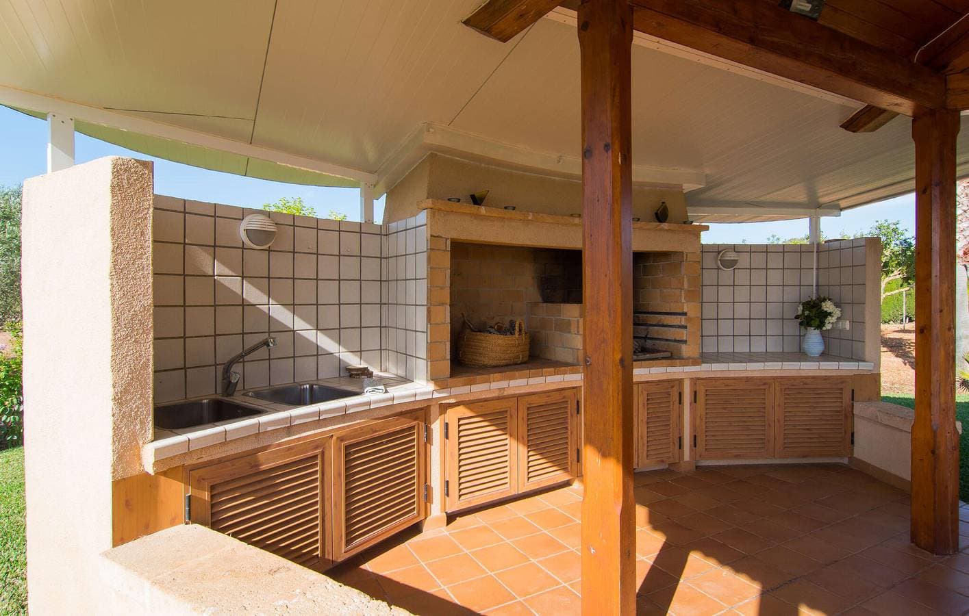 Foto 7 von 47: Son Negre Oase: Stilvolle Wohnung mit Pool und Terrasse