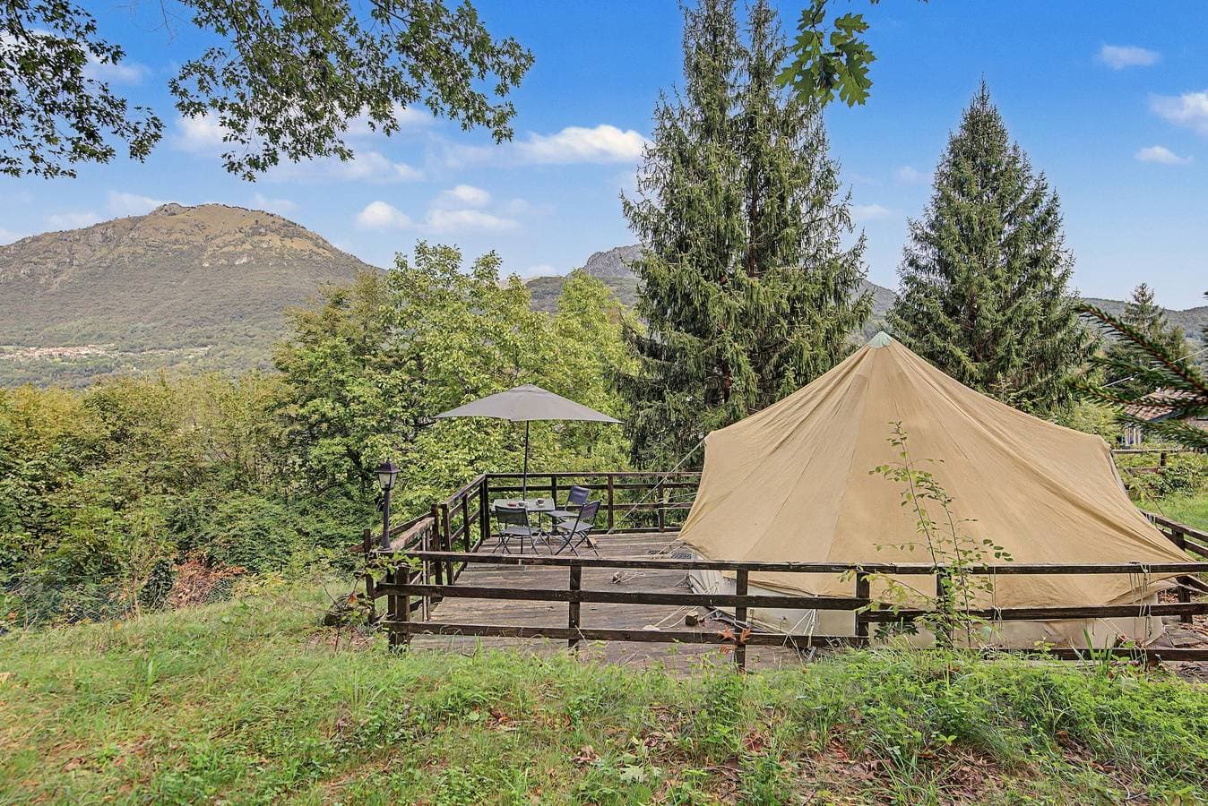 Foto 12 von 21: Glamping C Selva Tenda Quercia mit BBQ, Gemeinschaftspool und WLAN