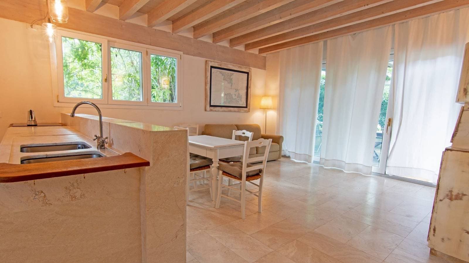 Foto 8 von 15: Ferienwohnung für 4 Personen mit Garten