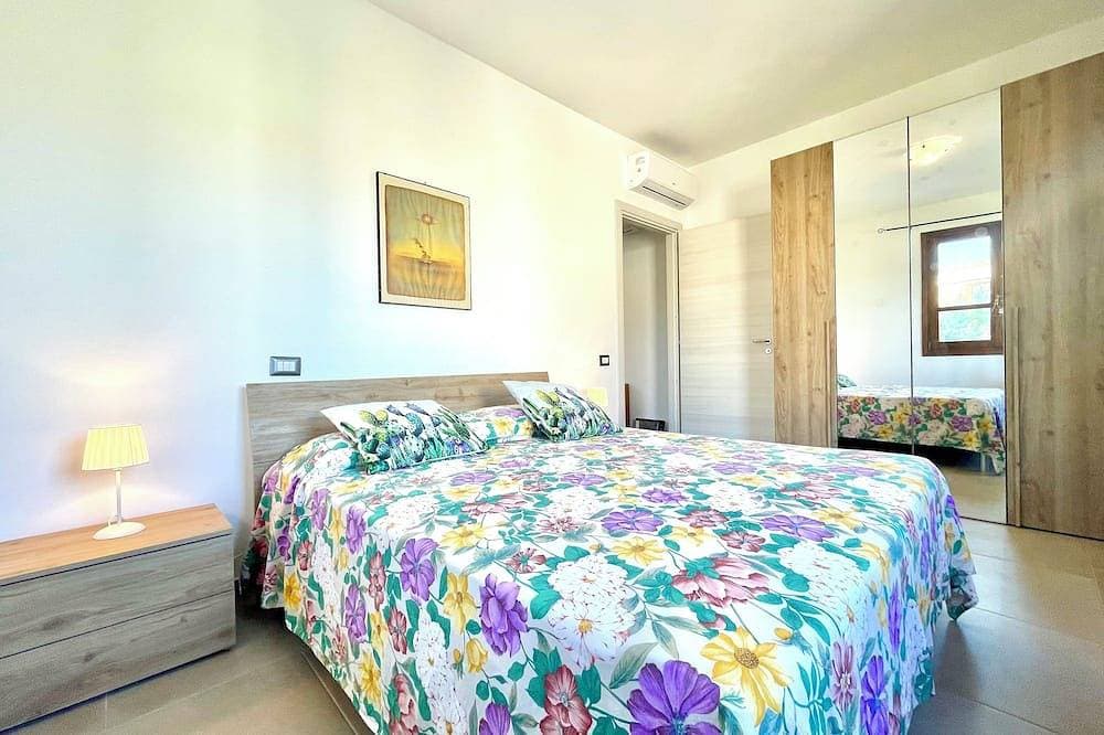 Foto 4 von 10: \" Beach House with Terrace \"