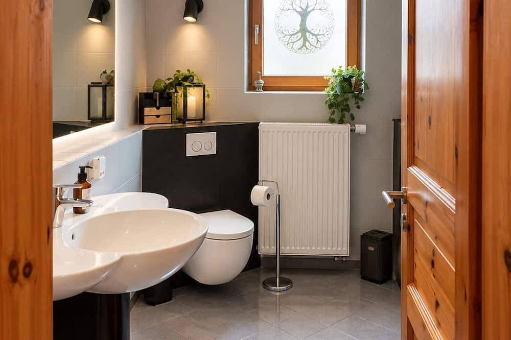 Foto 4 von 27: Apartment „Auszeit an den Externsteinen“ mit Pool, Terrasse & WLAN