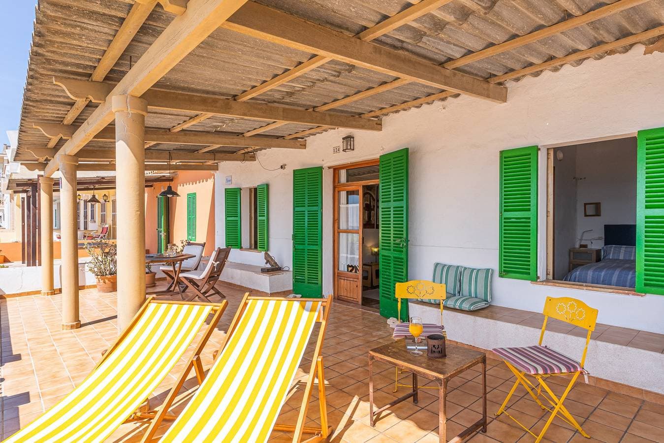 Foto 4 von 25: Ferienhaus Miramar Sa Rapita mit Meer- und Bergblick, Garten und Terrasse; Parkplatz vorhanden