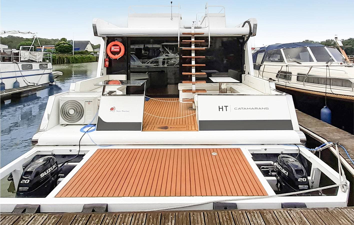 Foto 2 von 9: Hausboot mit Seeblick, Sauna und Terrasse - 1,5 km nach Neuruppin