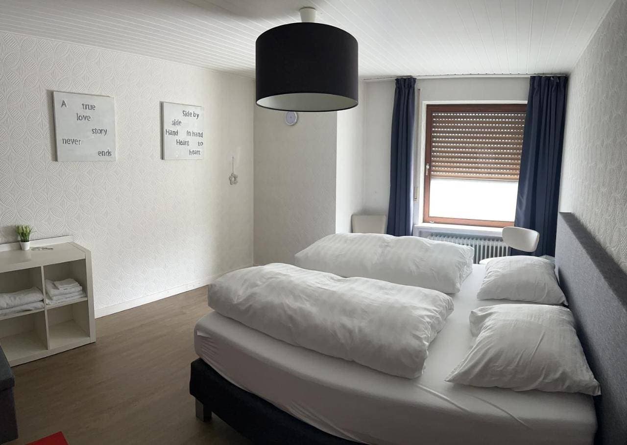 Foto 8 von 8: Large Double Room