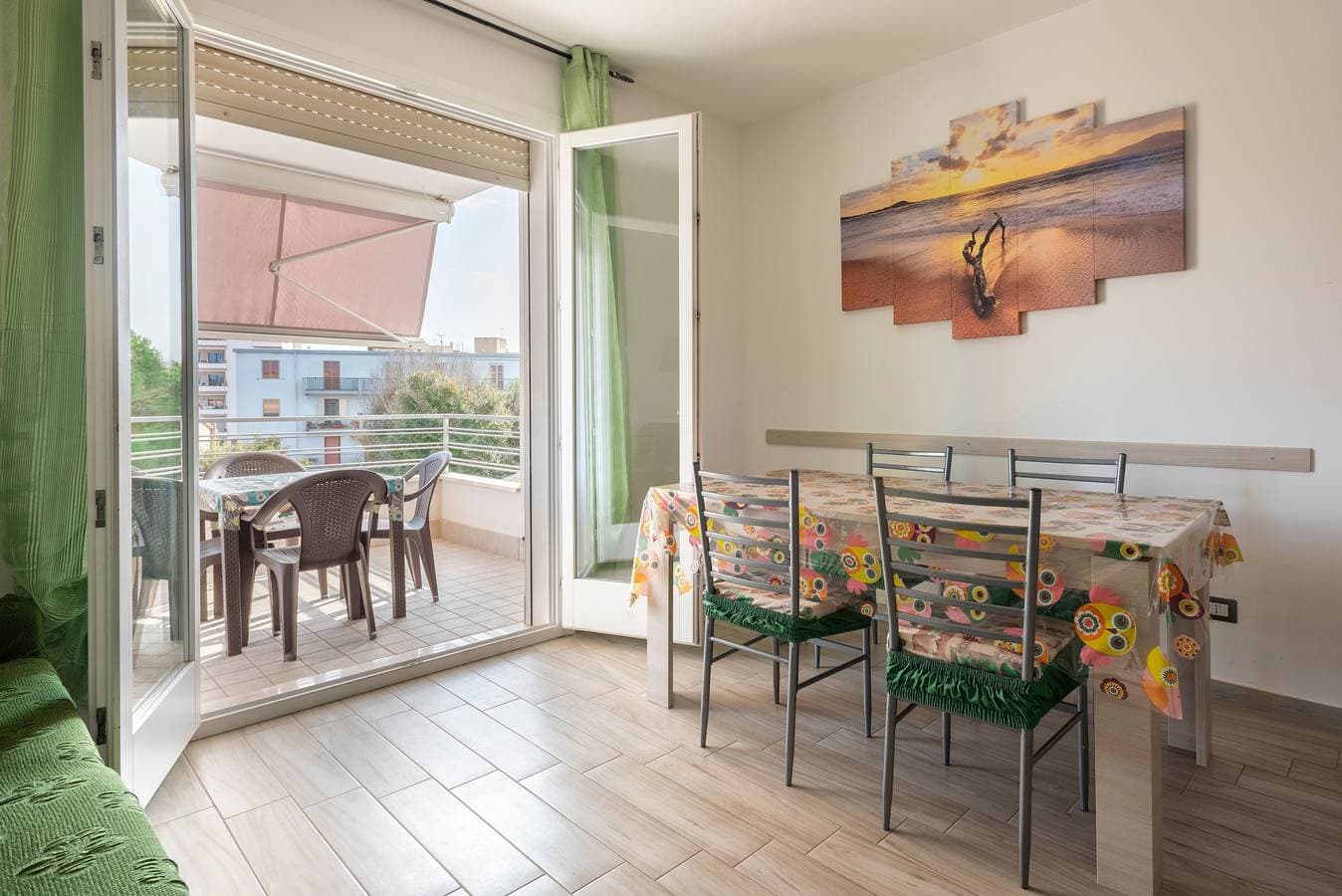 Foto 3 von 20: Ferienwohnung "Tirreno" nahe dem Strand mit A/C, Balkon & Terrasse